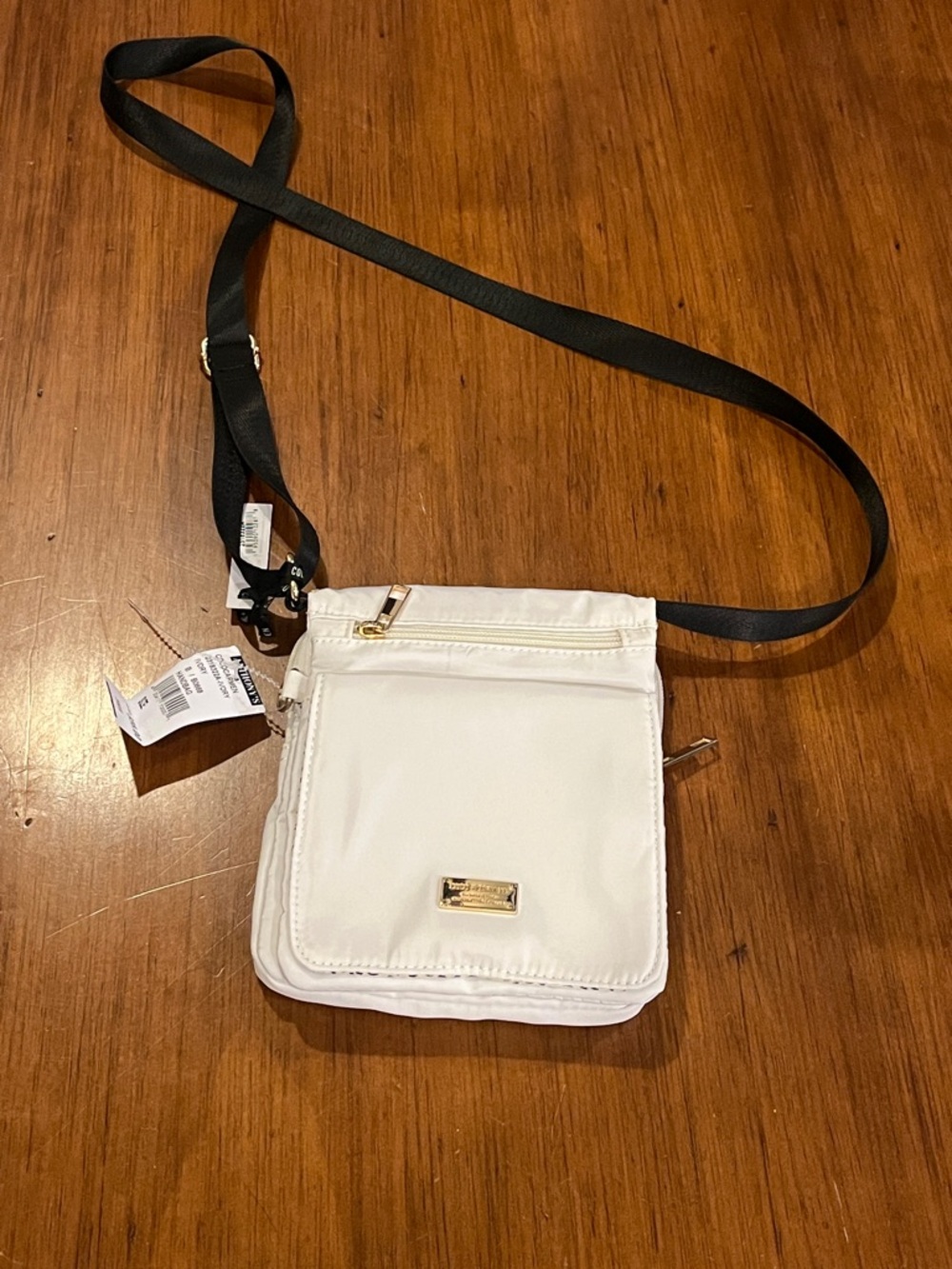 Coco + Carmen Crossbody Purse new Ivory Handbag